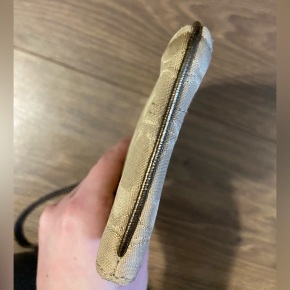 Coach small wristlet - Picture 6 of 7